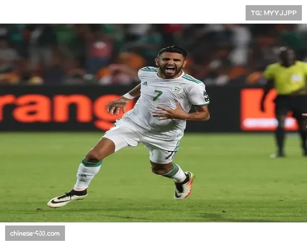阿尔及利亚队马赫雷斯35岁仍为核心阿穆拉预选赛10球
